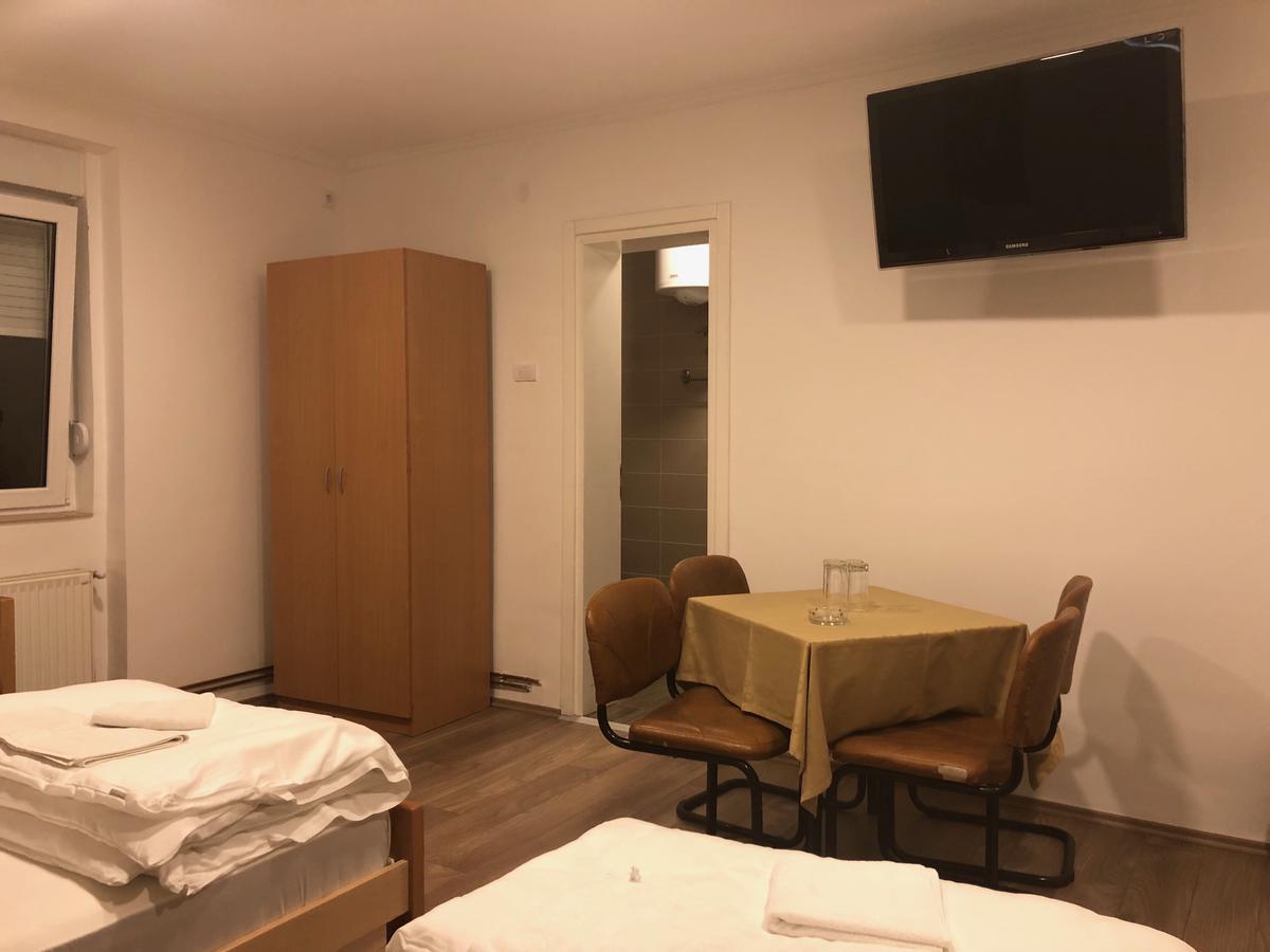 Rooms Gat Subotica Exterior foto